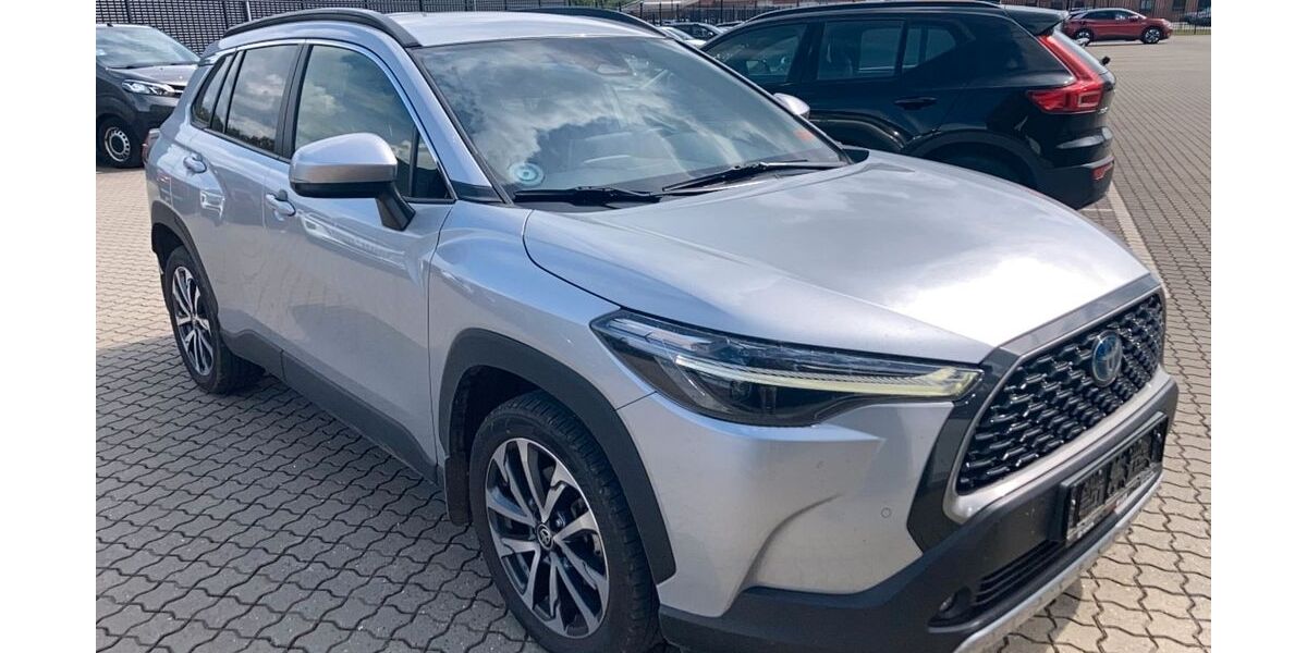 Toyota Corolla Cross 48.700 km 27.990 &euro; Kiel 24109