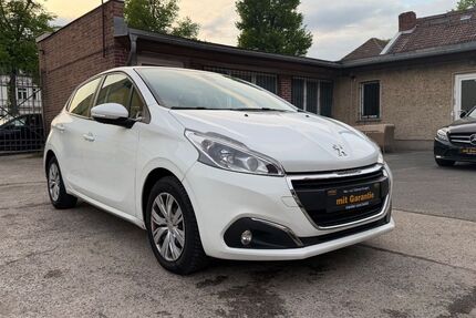 Peugeot 208 118.645 km 5.900 &euro; Berlin 13127