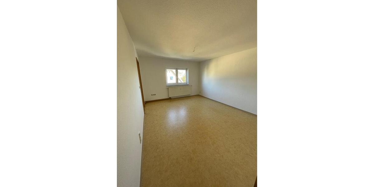 Dachgeschoßwohnung Olbernhau - 5 Zimmer, 44 m&sup2;, 260&euro; | Angebot:24524957