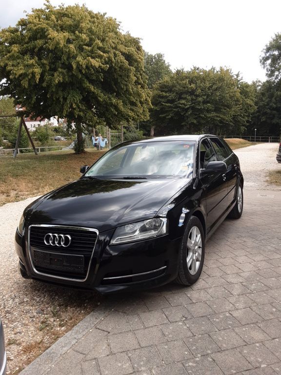 Audi A3 272.000 km 5.400 € Günzburg 89312