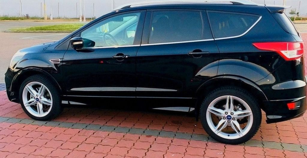 Ford Kuga 164.000 km 15.400 &euro; Ampermoching 85241