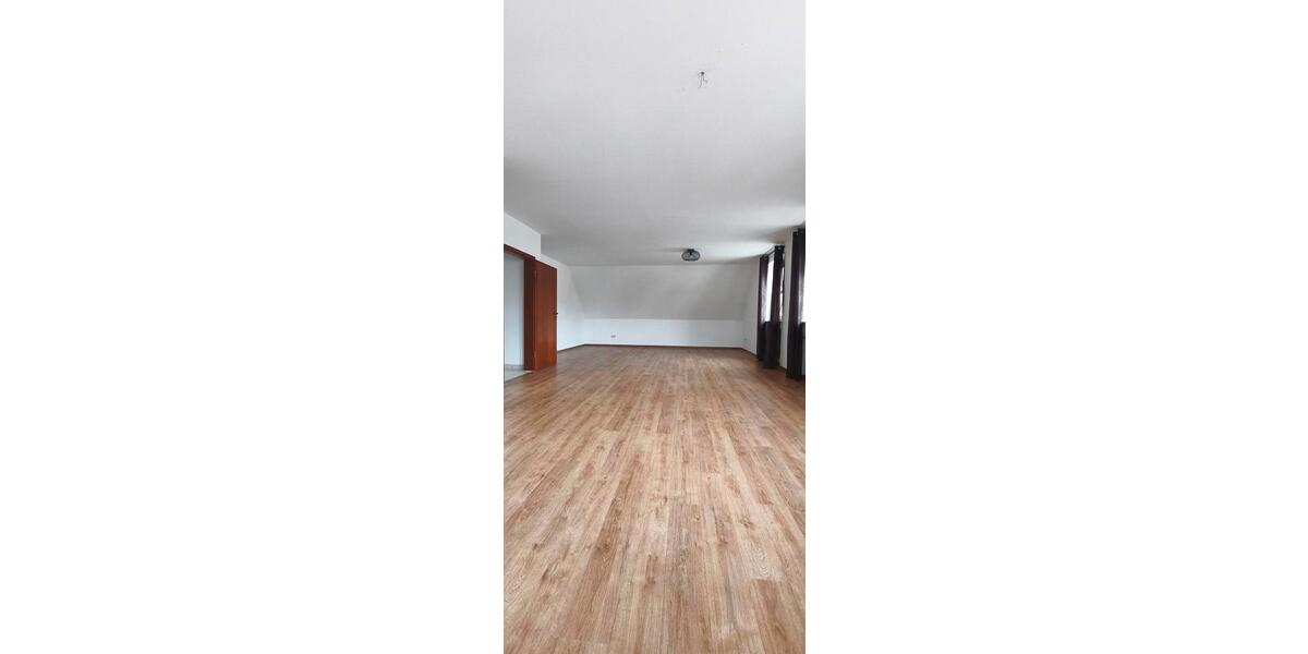 Etagenwohnung Ebermannstadt - 2 Zimmer, 82 m&sup2;, 697&euro; | Angebot:26150607