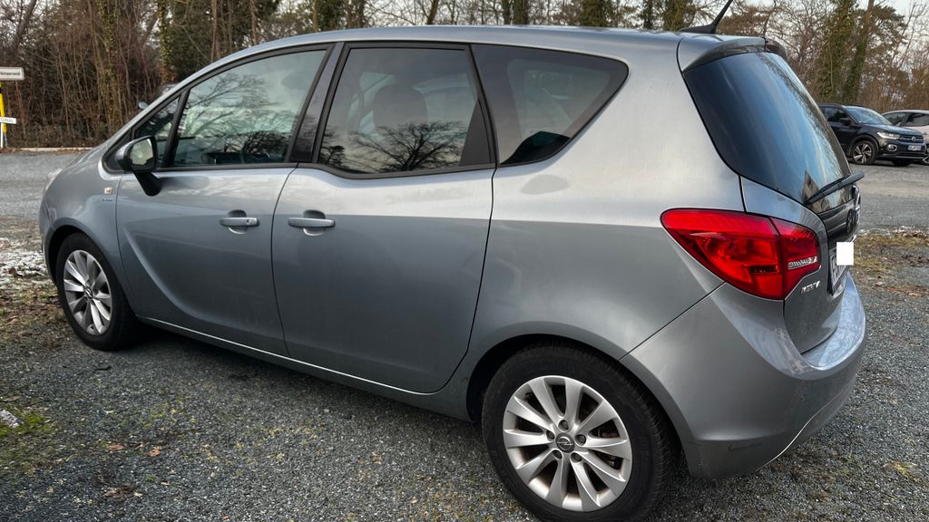 Opel Meriva 54.000 km 8.790 &euro; Bad Vilbel 61118