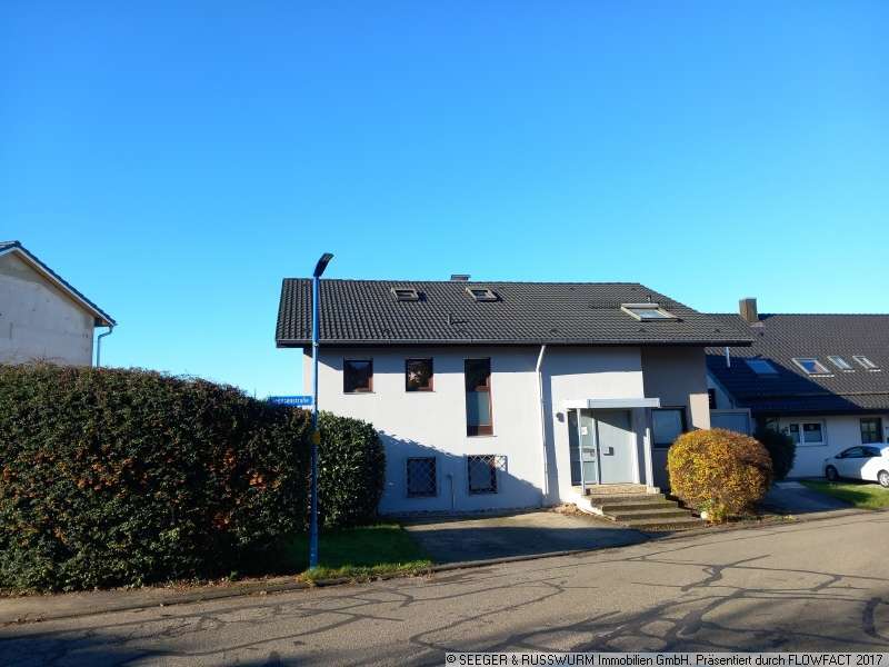 Haus zum Kaufen in Waldbronn 590.000 € 189 m²