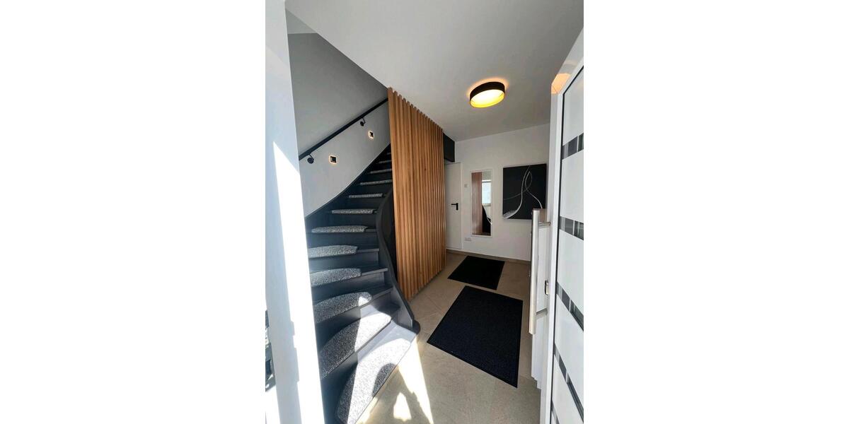 Etagenwohnung Wallersdorf - 2.5 Zimmer, 80 m&sup2;, 640&euro; | Angebot:26403644