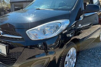 Hyundai i10 74.653 km 3.990 &euro; Hamburg 22179