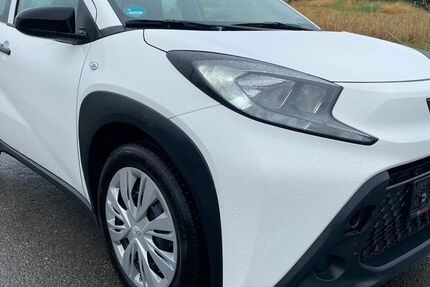 Toyota Aygo (X) 81.890 km 8.990 &euro; Niestetal 34266