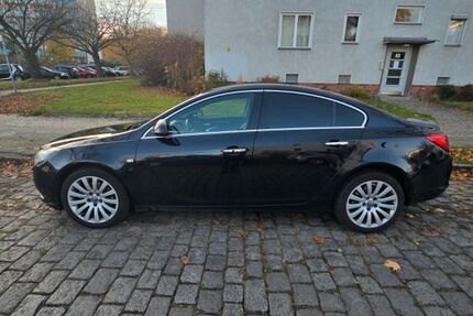Opel Insignia 207.000 km 3.999 &euro; Berlin 12109