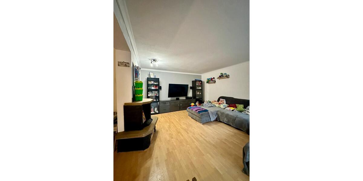 Dachgeschoßwohnung Lüdenscheid - 3 Zimmer, 92 m&sup2;, 165.000&euro; | Angebot:25056042