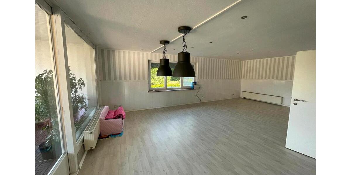 Einfamilienhaus Bad Wildungen - 8 Zimmer, 280 m&sup2;, 420.000&euro; | Angebot:26670876