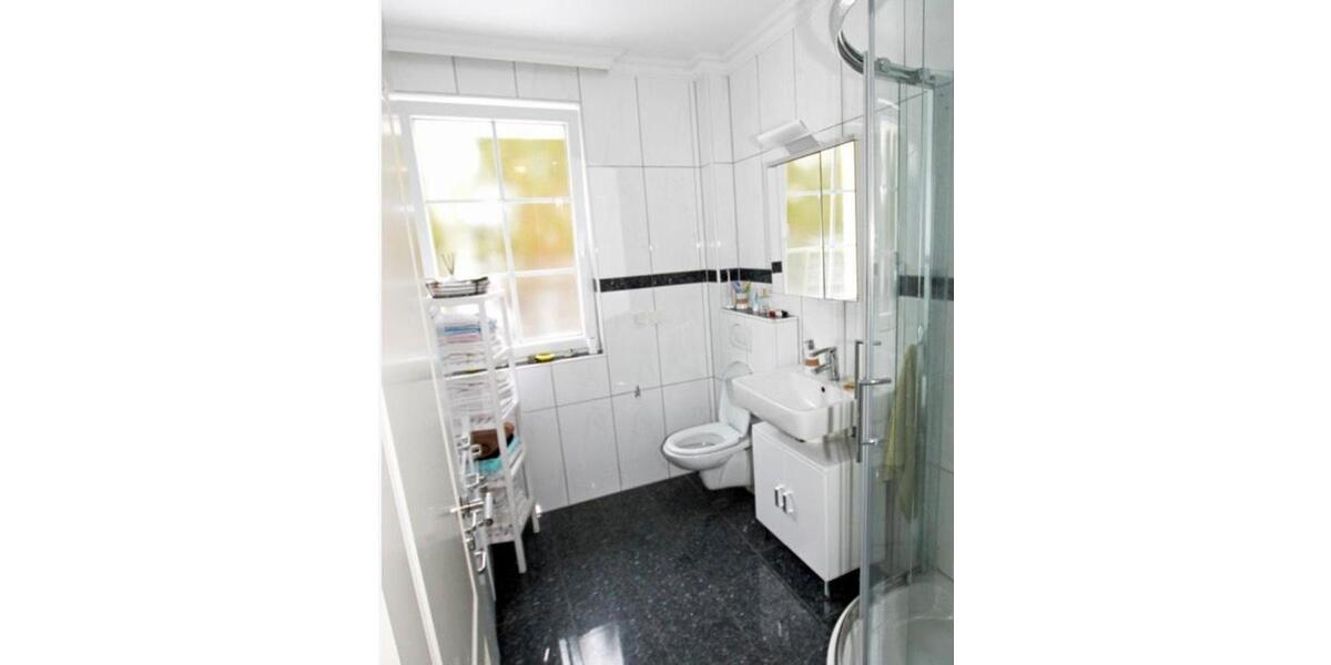 Einfamilienhaus Lohfelden - 5 Zimmer, 245 m&sup2;, 3.000&euro; | Angebot:26698564
