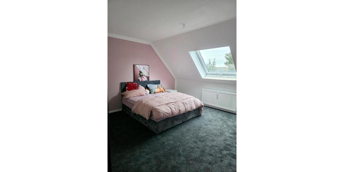 Dachgeschoßwohnung Wurster Nordseeküste - 3 Zimmer, 82 m&sup2;, 800&euro; | Angebot:25418763