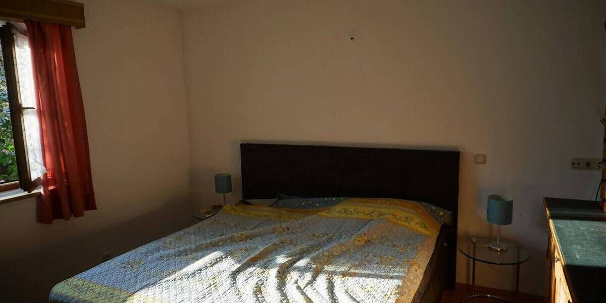 Mehrfamilienhaus, Wohnhaus Huglfing - 9 Zimmer, 250 m&sup2;, 1.250.000&euro; | Angebot:25837599
