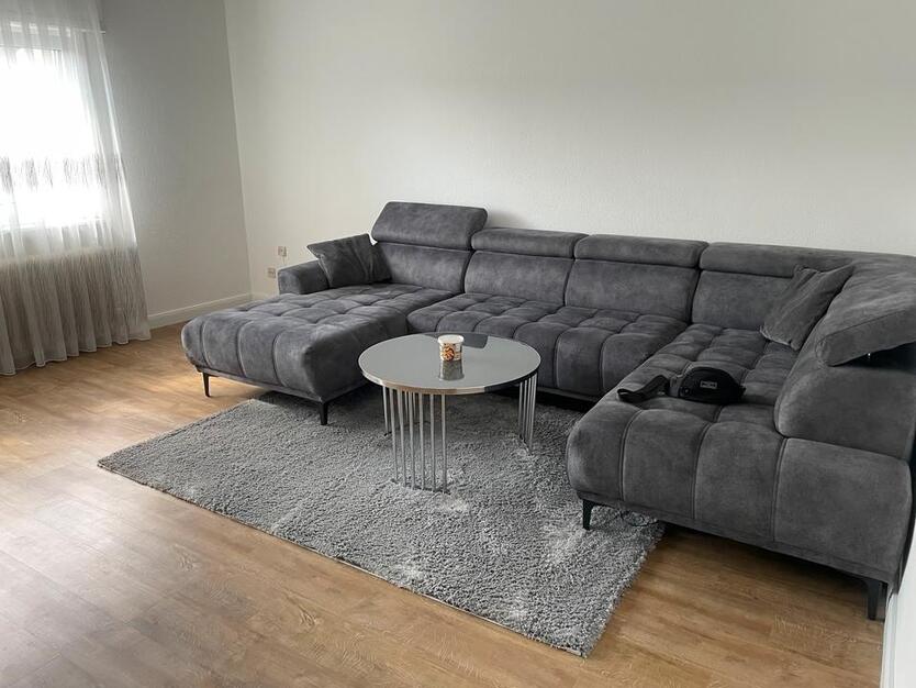 3 Zimmerwohnung zu Vermieten Bitte Infos richtig durchlesen