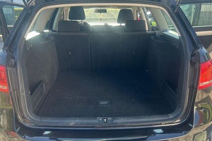 VW Passat 223.968 km 4.799 € Heilbronn 74078