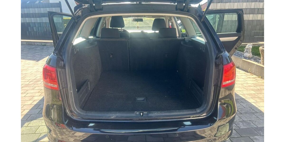 VW Passat 223.968 km 4.799 &euro; Heilbronn 74078