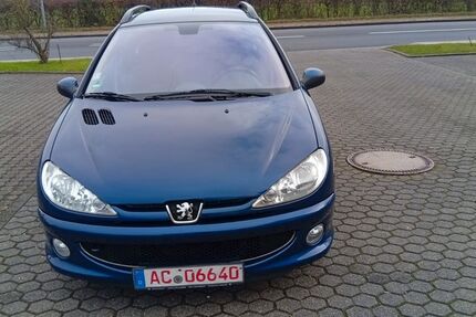 Peugeot 206 153.124 km 2.299 &euro; Aachen 52080