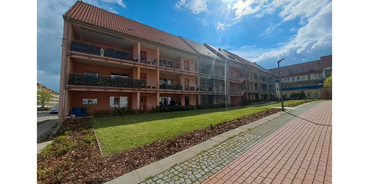 Dachgeschoßwohnung Malchin - 1 Zimmer, 23 m&sup2;, 60&euro; | Angebot:26383313