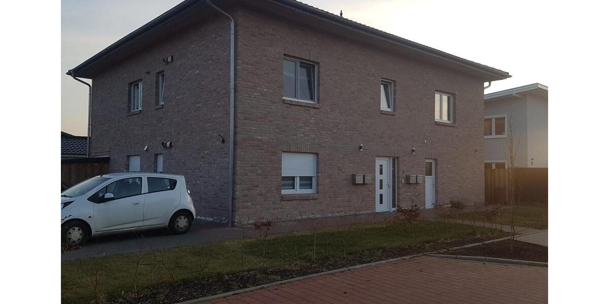 Etagenwohnung Brokstedt - 3 Zimmer, 75 m&sup2;, 975&euro; | Angebot:26402971
