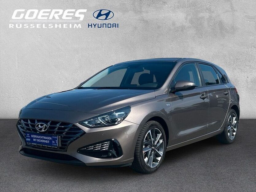 i30