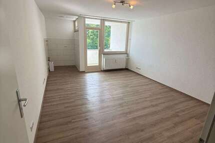 Wohnung Wolfsburg Tiergartenbreite - 1 Zimmer, 35 m&sup2;, 350&euro; | Angebot:27352032