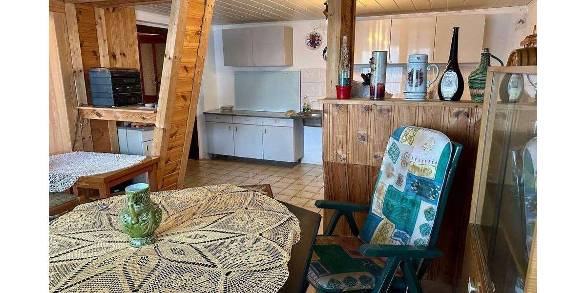 Bungalow - EinZweifamilienhaus mit Wintergarten und tollem Ausblick - Einfamilienhaus Unterwellenborn | Angebot:25809411