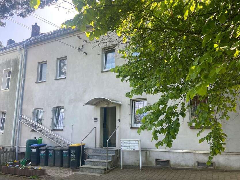 Haus zum Kaufen in Zwickau 164.000 € 240 m²