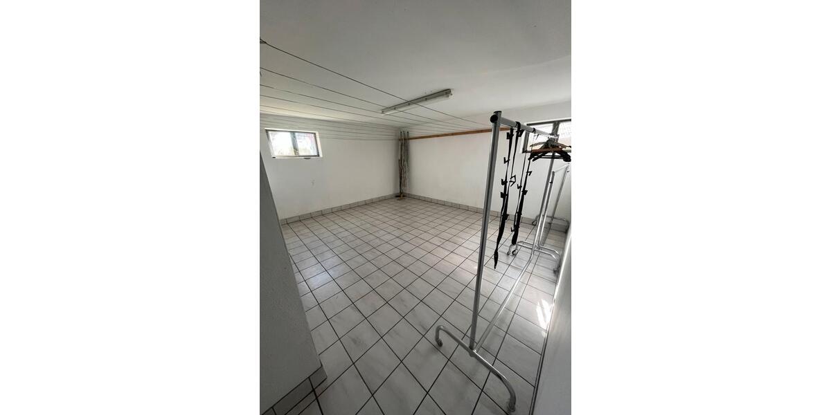 Etagenwohnung Ellwangen (Jagst) - 2 Zimmer, 50 m&sup2;, 620&euro; | Angebot:26316439