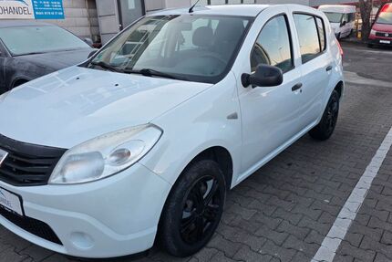 Dacia Sandero 118.000 km 1.999 &euro; Reutlingen 72766