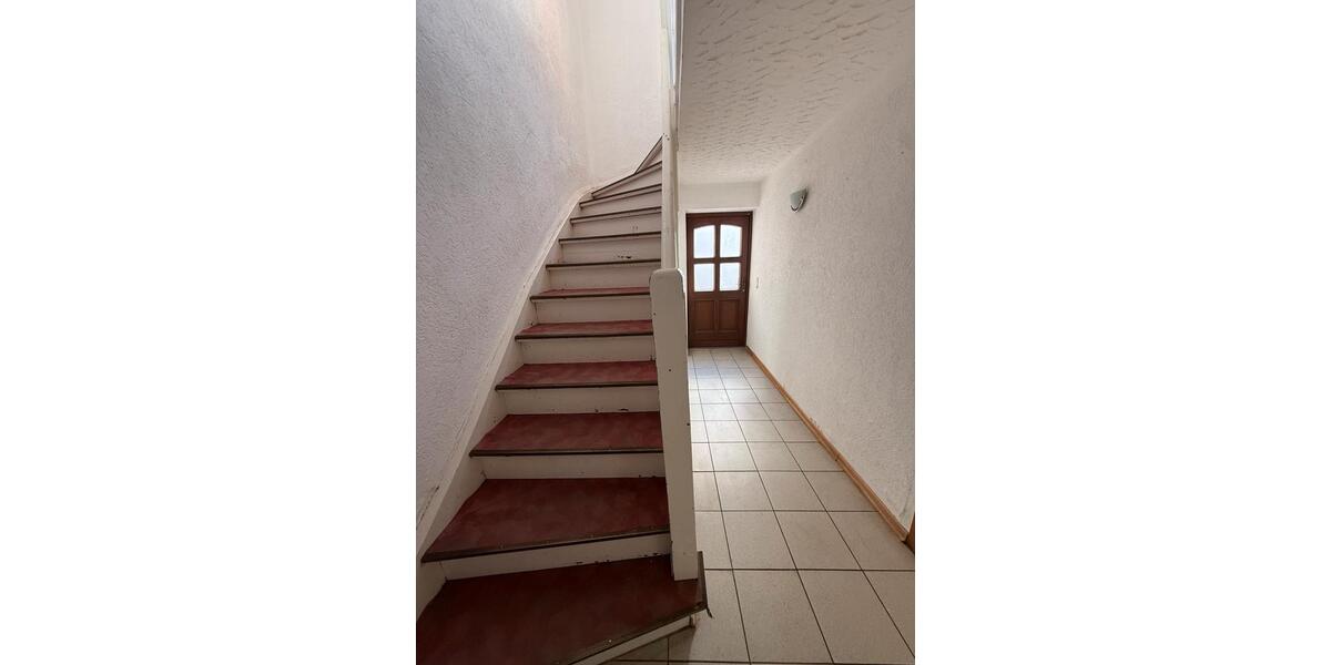 Etagenwohnung Pritzwalk - 6 Zimmer, 160 m&sup2;, 1.200&euro; | Angebot:26412835
