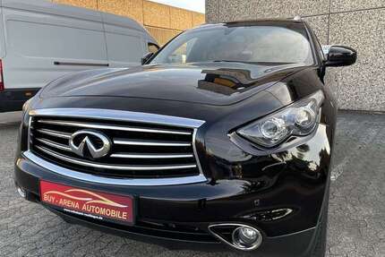 INFINITI QX70 250.000 km 8.900 &euro; Essen 45356