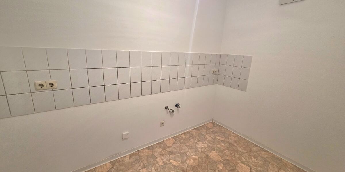2-Zimmer-Wohnung mit PKW-Stellplatz! Barrierefrei! Ideal für Eigennutzer oder Kapitalanleger! - Erdgeschoßwohnung Burgstädt | Angebot:25645940