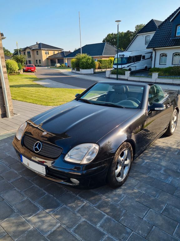 Mercedes-Benz SLK 200 155.794 km 4.500 € Krumstedt 25727
