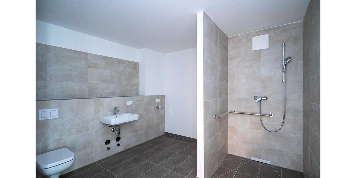 Etagenwohnung Roth - 3 Zimmer, 85 m&sup2;, 1.170&euro; | Angebot:26346491
