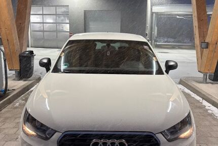 Audi A1 122.160 km 8.700 &euro; Traunreut 83301