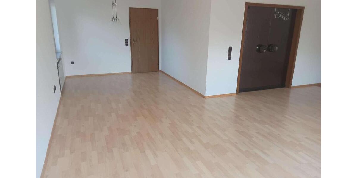 Bungalow Schwalmtal - 4 Zimmer, 135 m&sup2;, 1.200&euro; | Angebot:26221053