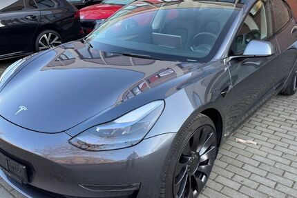 Tesla Model 3 55.000 km 31.444 &euro; Berlin 13599