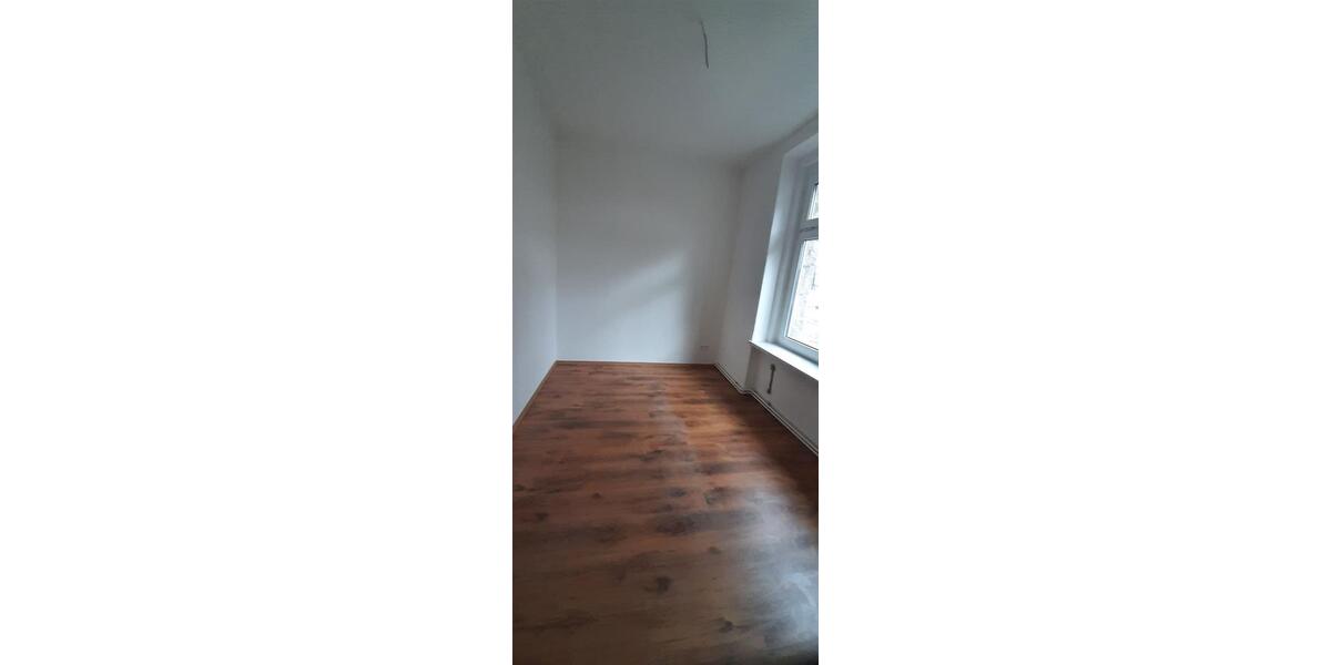 Etagenwohnung Wilkau-Haßlau Haßlau - 6 Zimmer, 125 m&sup2;, 690&euro; | Angebot:26445795