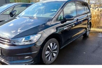 VW Touran 19.283 km 37.833 &euro; Kassel 34123