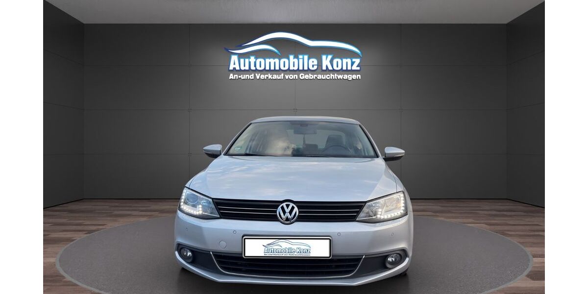 VW Jetta 165.790 km 7.900 &euro; Konz 54329