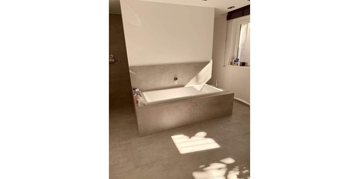 Doppelhaushälfte Meerbusch Büderich - 6 Zimmer, 242 m&sup2;, 8.500&euro; | Angebot:26686542