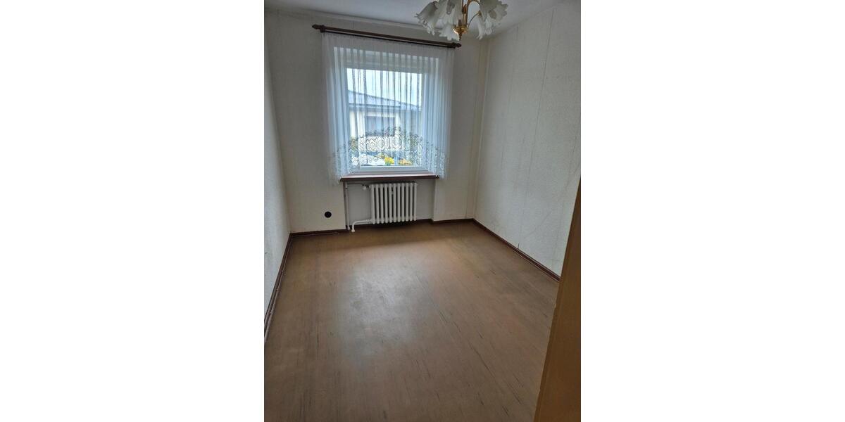 Einfamilienhaus Aschersleben - 4 Zimmer, 100 m&sup2;, 200.000&euro; | Angebot:26764213