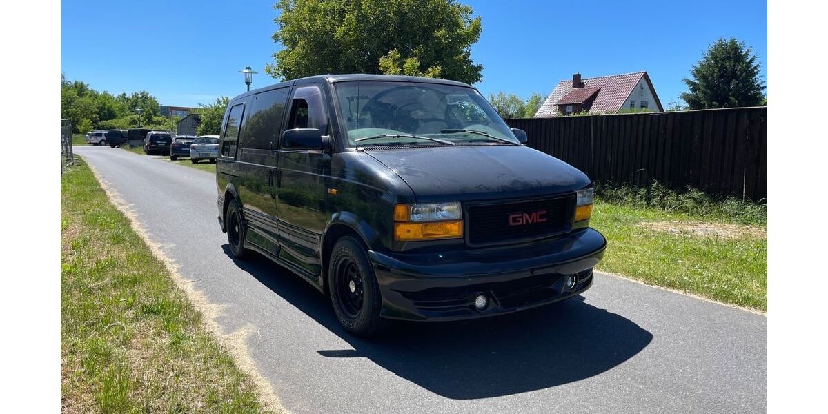 GMC Safari 80.000 km 14.900 &euro; DAHLEWITZ 15827