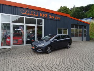 i30