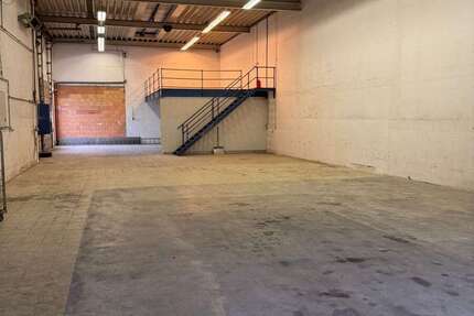 Gewerbeobjekt Schwandorf - 1.300&euro; | Angebot:24438043