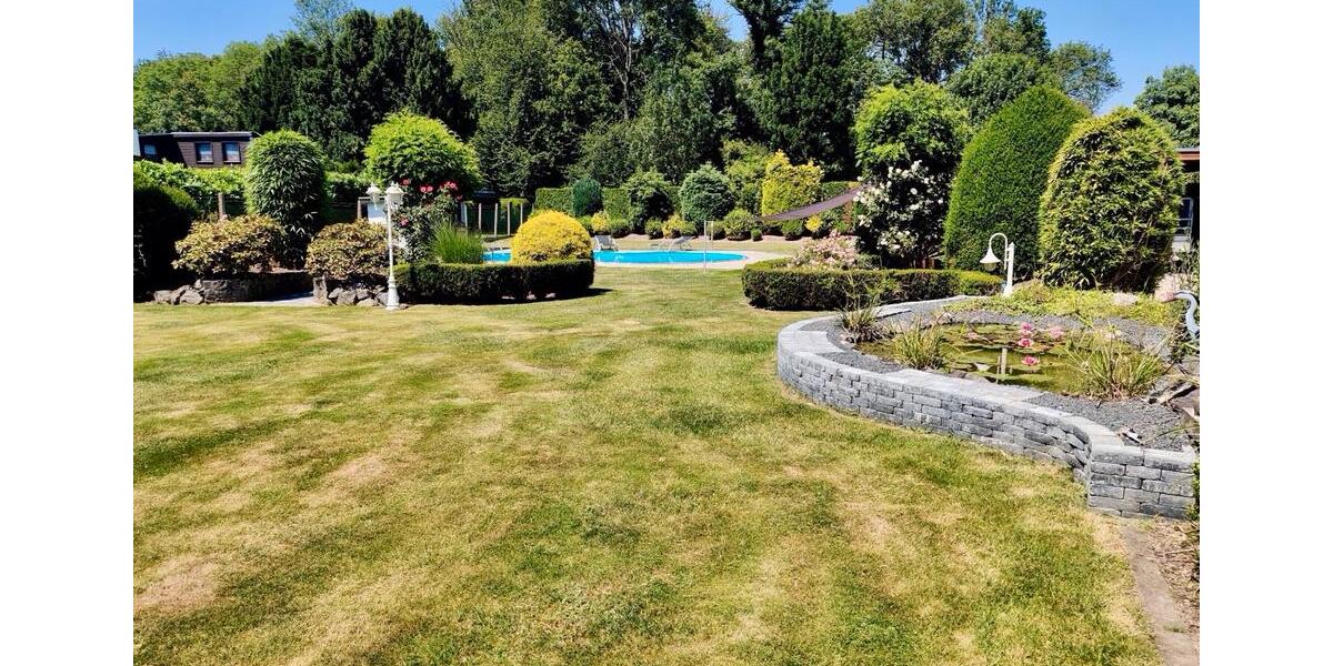 Einfamilienhaus Korschenbroich - 4 Zimmer, 150 m&sup2;, 585.000&euro; | Angebot:27121111