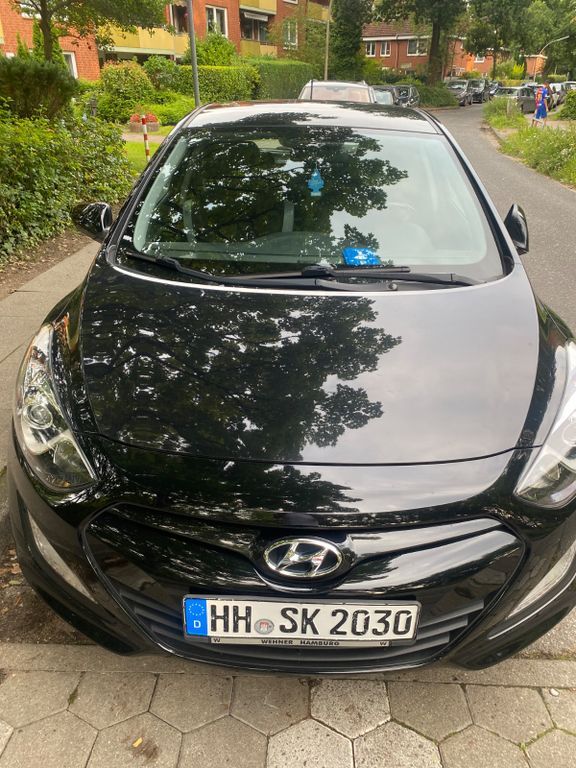 i30