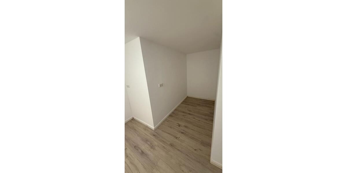 Etagenwohnung Rosengarten - 2.5 Zimmer, 80 m&sup2;, 960&euro; | Angebot:25459173