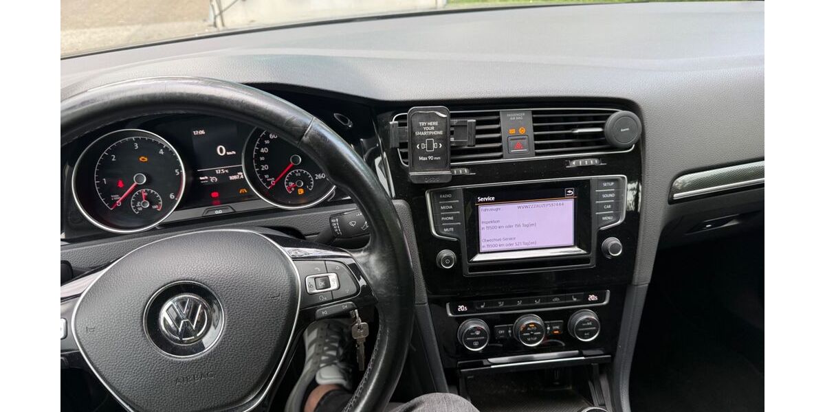 VW Golf 260.000 km 7.250 &euro; Lübeck 23568