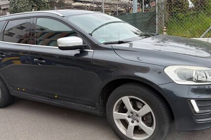 Volvo XC60 242.000 km 12.999 &euro; Ditzingen 71254